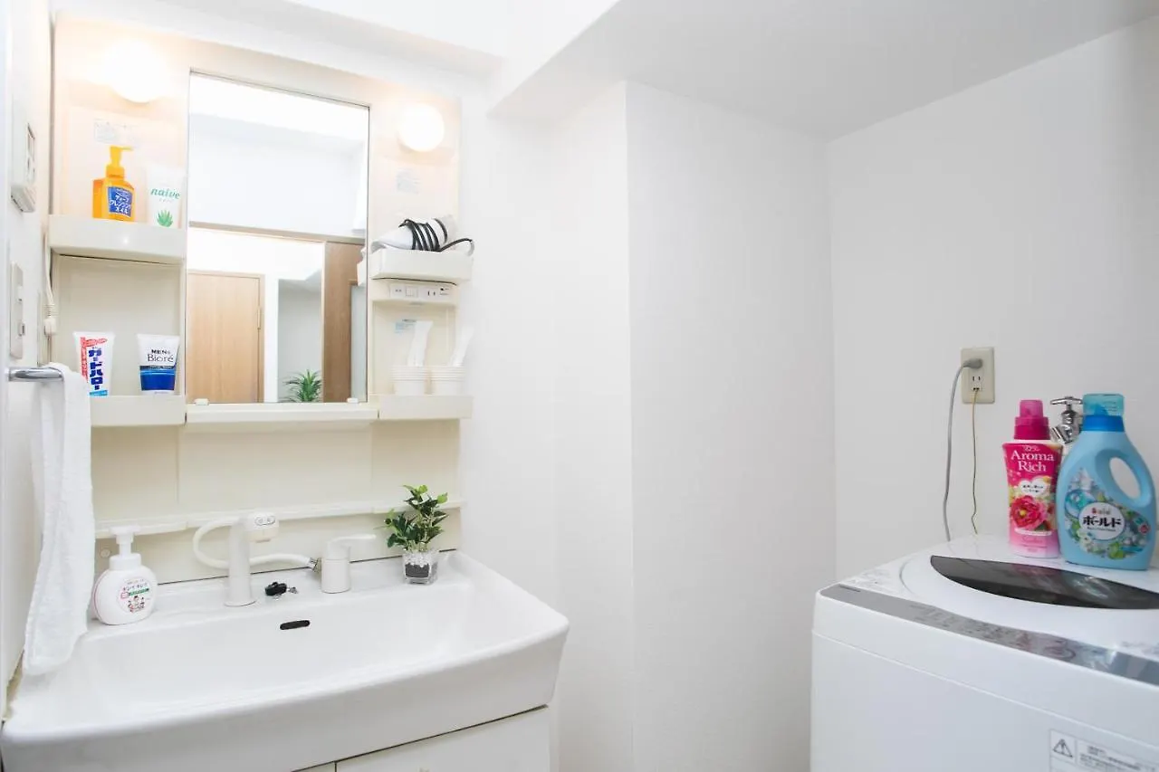 Apartment Osaka Dotonbori Shinsaibashi House J01 Hotel